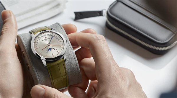 江诗丹顿手表脏了解决方法汇总(图) 江诗丹顿手表脏了解决方法汇总(图)