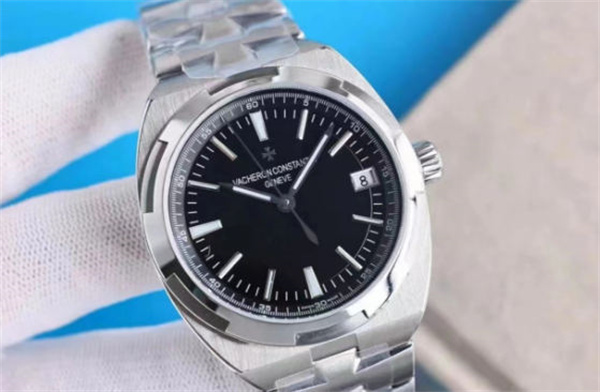 江诗丹顿手表进水了解决方法是什么(图) 江诗丹顿手表进水了解决方法是什么(图)