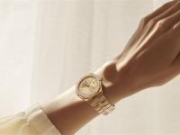 江诗丹顿表壳进灰进水？小心二次损伤！速看应对法