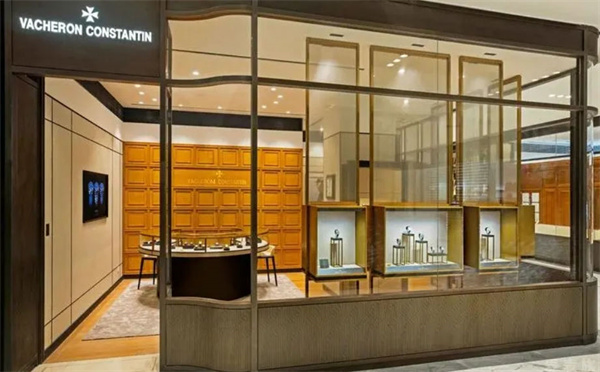 告别晃手腕！让江诗丹顿表带稳稳贴合的实用技巧（图）